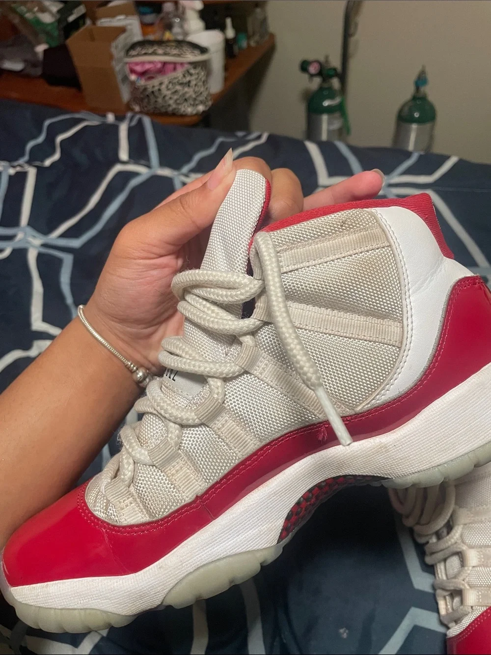 Jordan red white